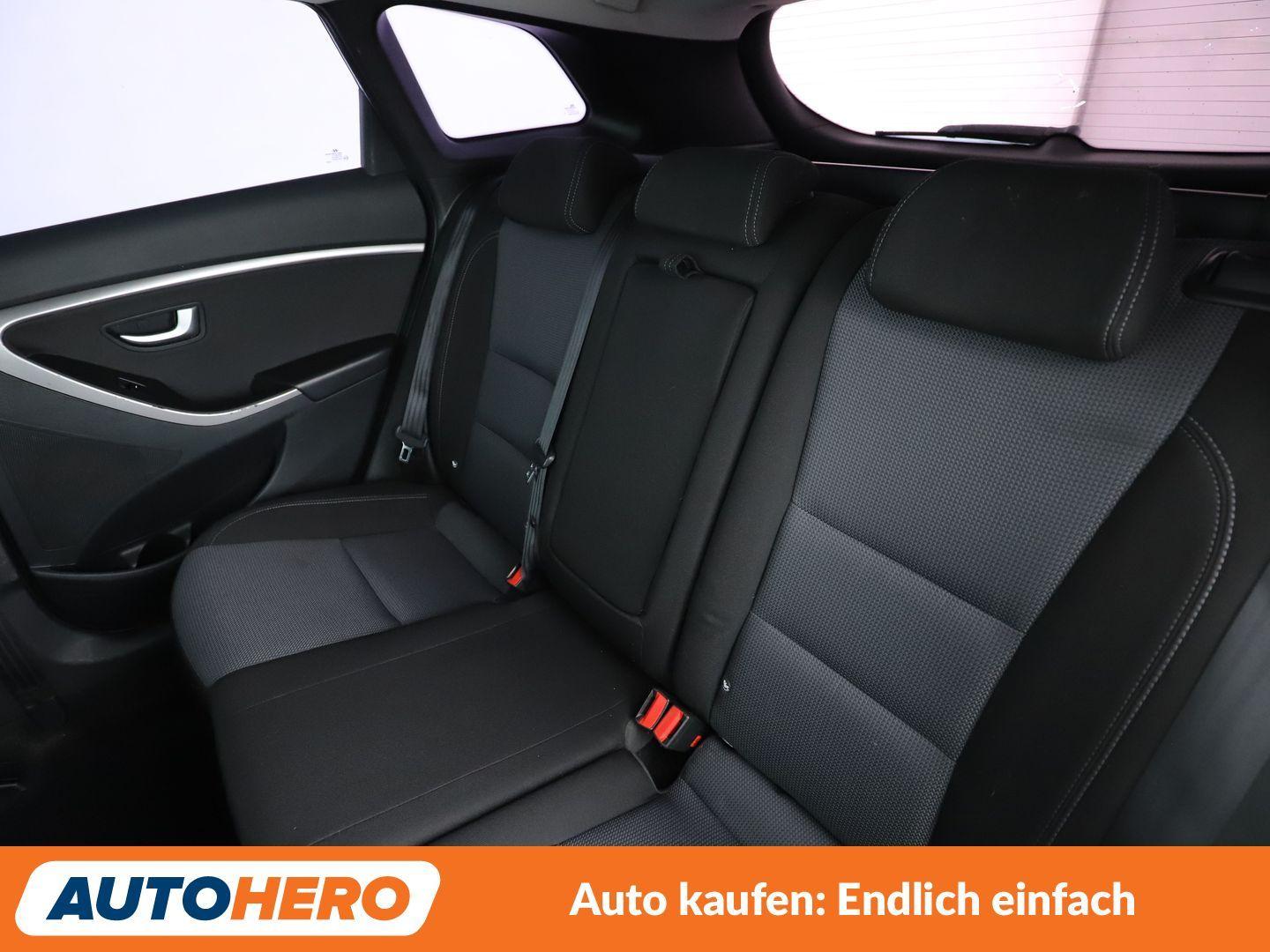 Hyundai i30 1.4 Trend blue *TEMPO*PDC*SHZ*