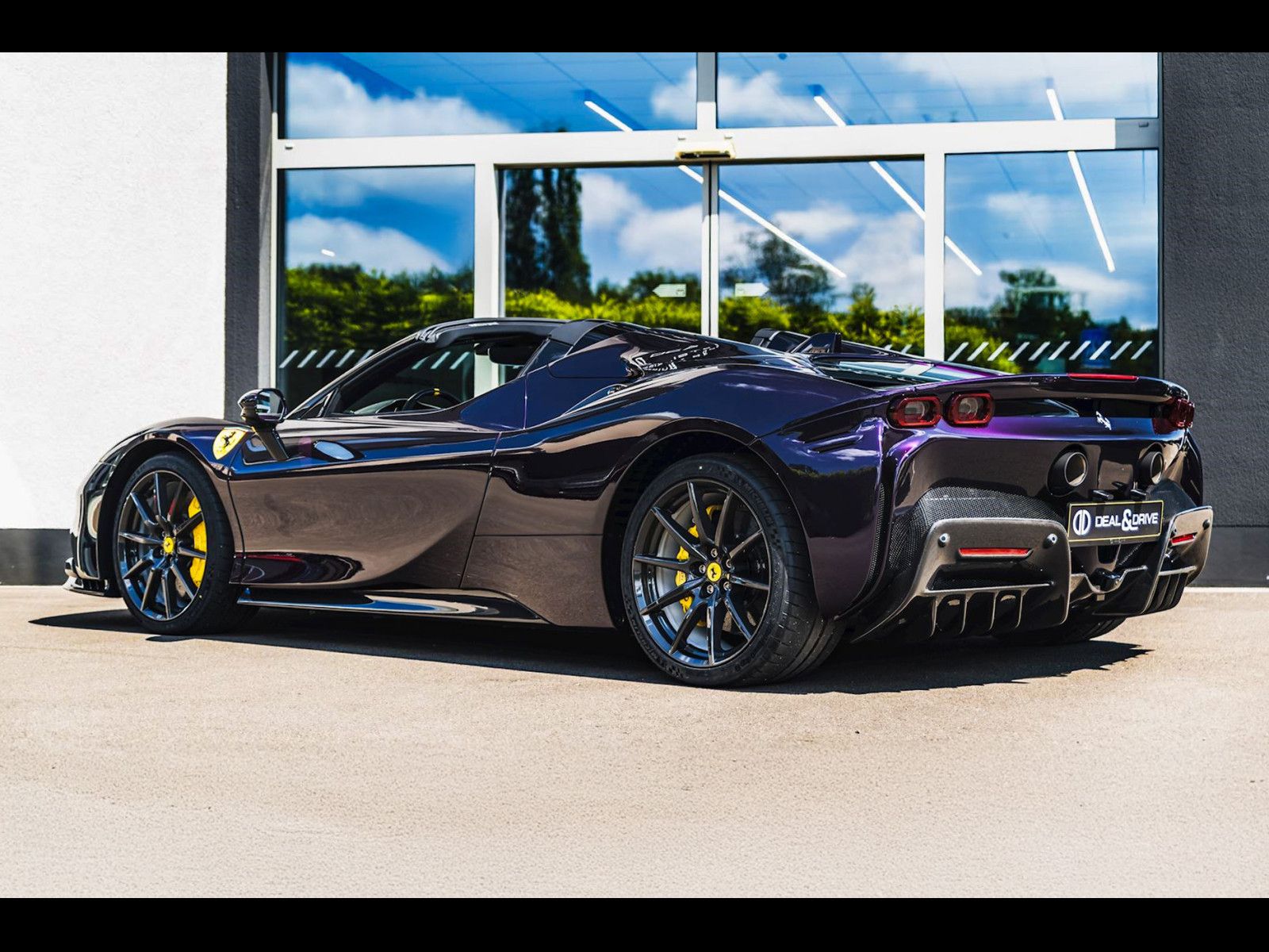 Ferrari SF90 Stradale SPIDER°ATELIER°2yr WARR°IMMAT FR imagem 3