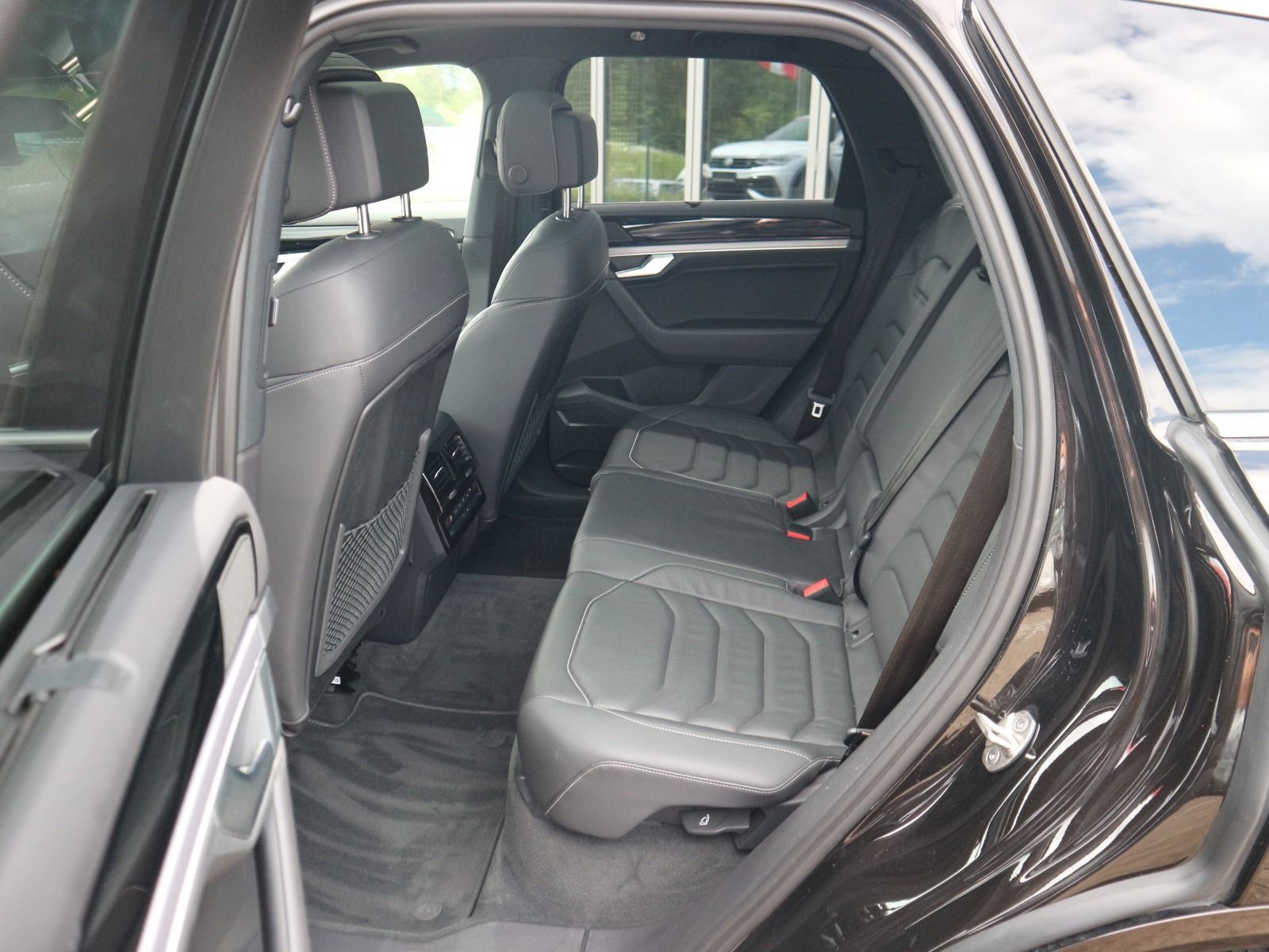 Volkswagen Touareg - Bild 10