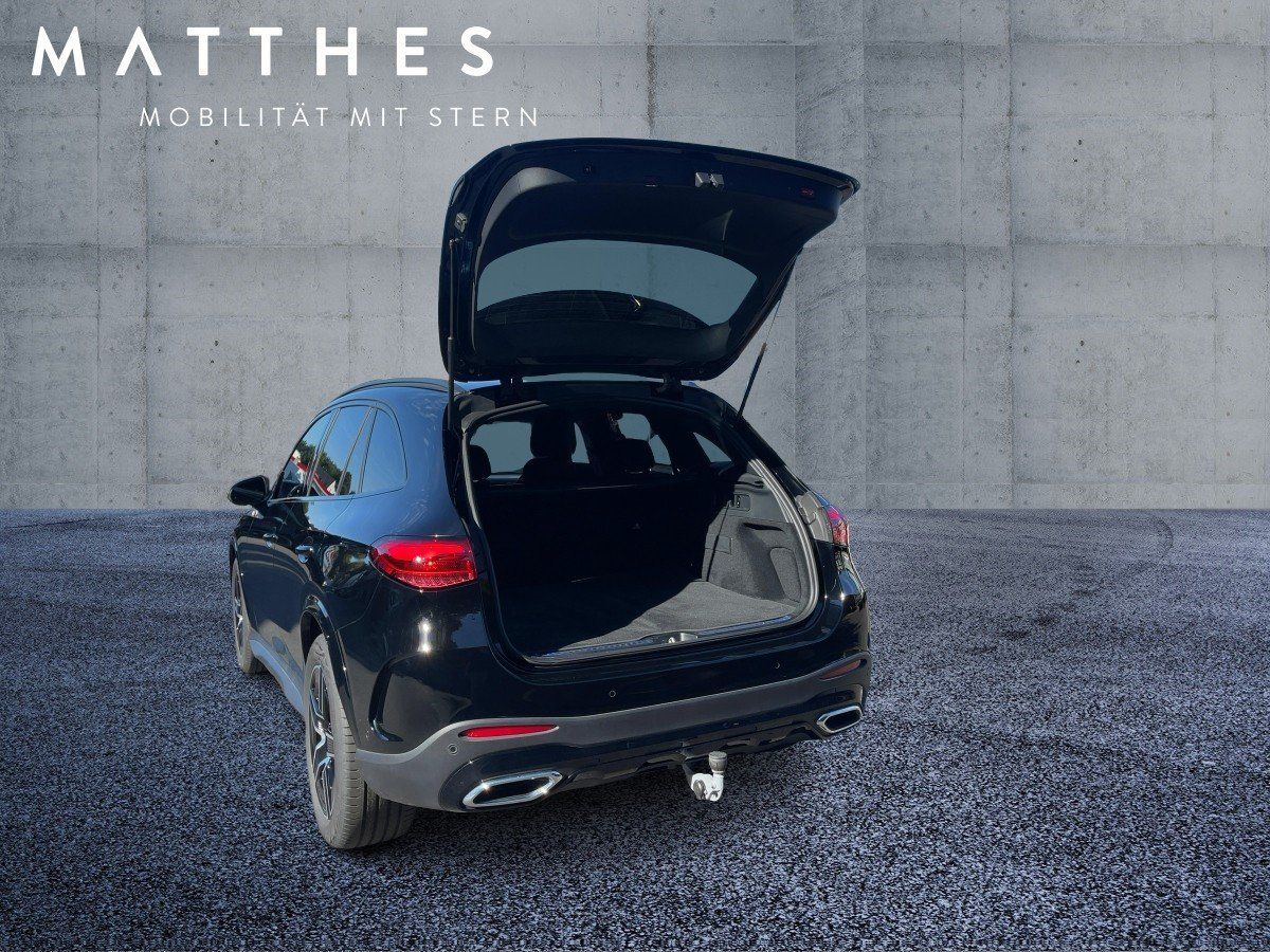 Fahrzeugabbildung Mercedes-Benz GLC 220 d 4M AMG/Night/360°/Digital-Light/AHK