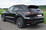 Porsche Cayenne Turbo SportDesign 18-W. Pano Chrono 4RL - Porsche Cayenne: Schwarz