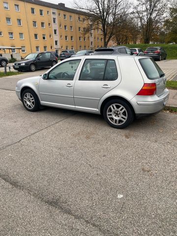 Volkswagen Golf 4 TDI 1.9 1999 Jahr