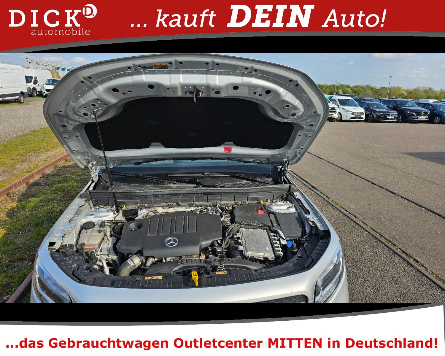 Fahrzeugabbildung Mercedes-Benz GLB 200d 4Mat 8G NAVI/SHZ/HIFI/DAB/PANO/RFK/8Fa