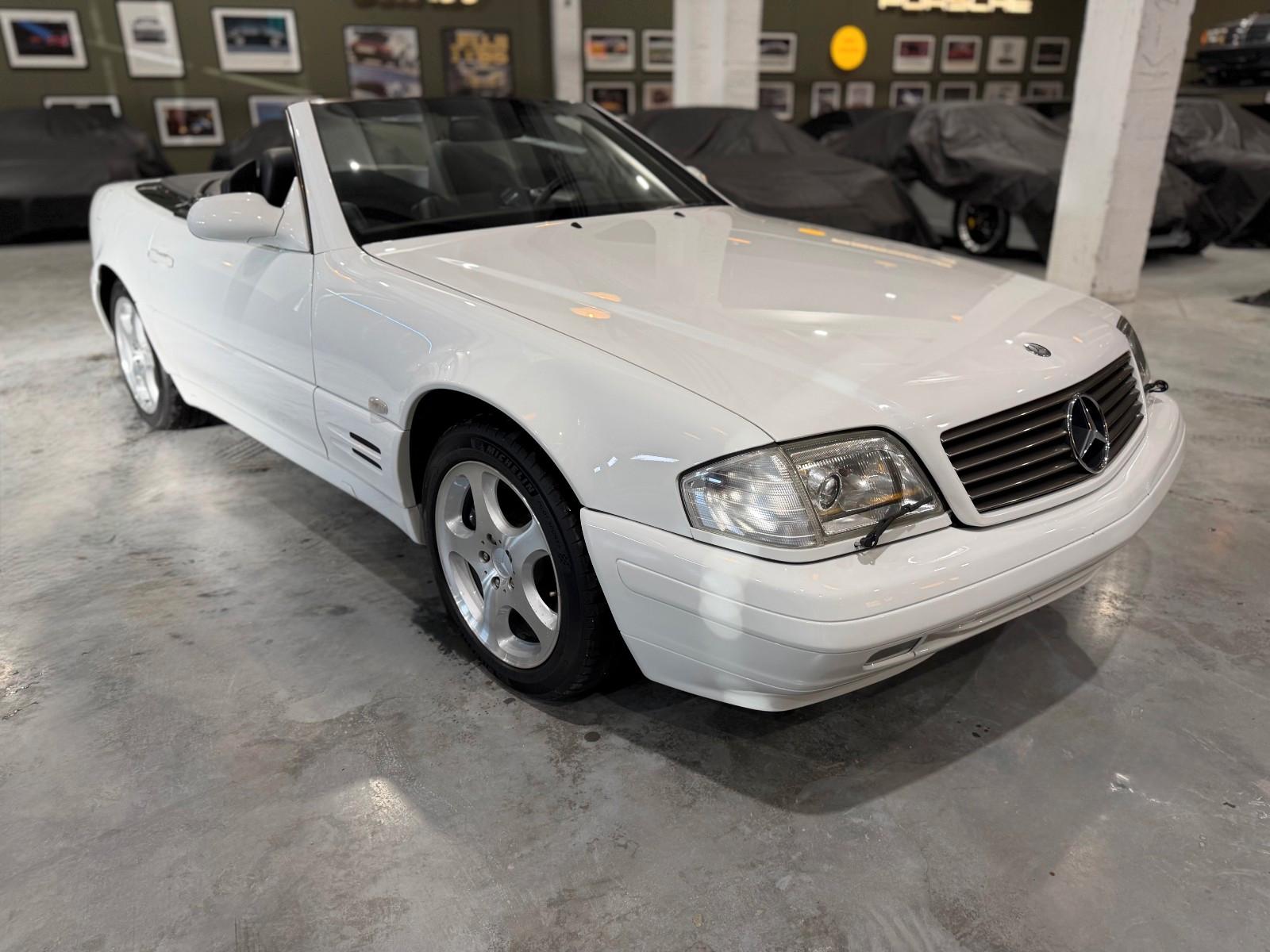 Mercedes-Benz SL 500 28000KM! collector condition!