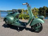 Piaggio Vespa 125 Faro Basso BJ 51 restauriert  2. Motor - FARO BASSO