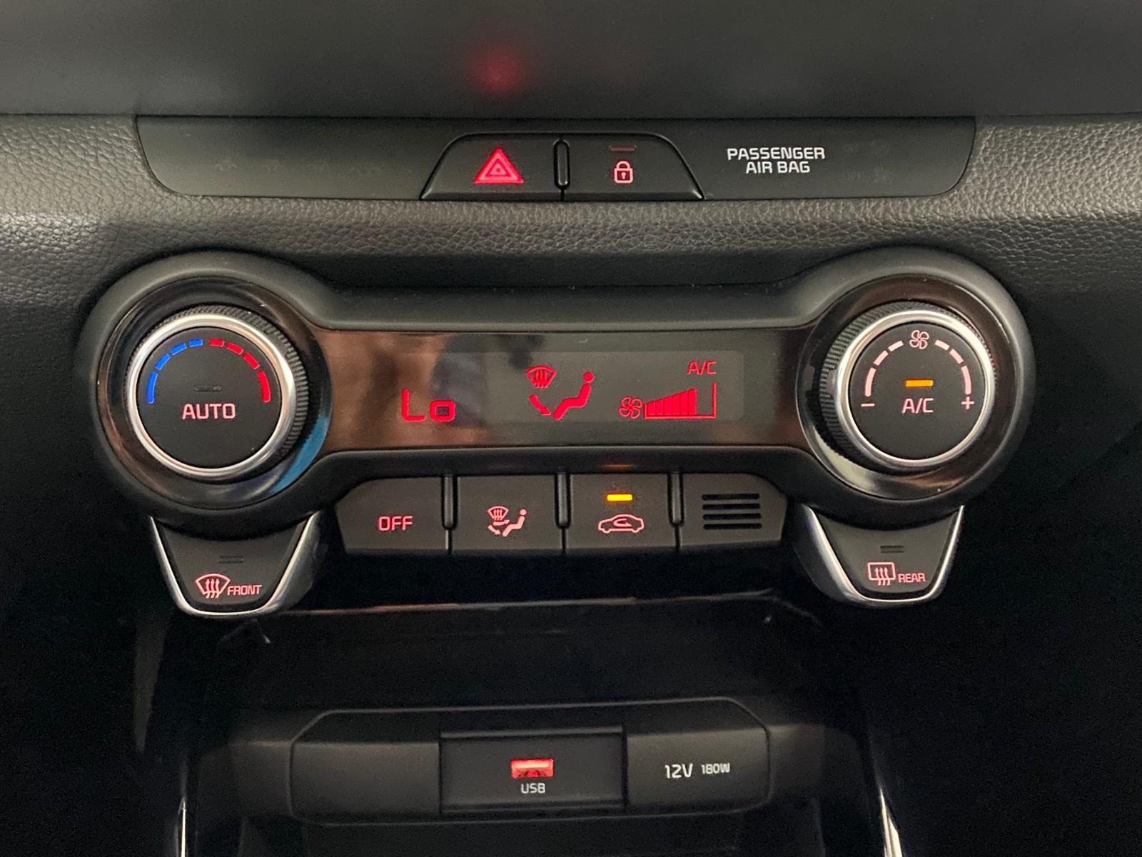Fahrzeugabbildung Kia Stonic 1.0 T-GDIVision/Navi/Alu/SH/RFK/Apple/