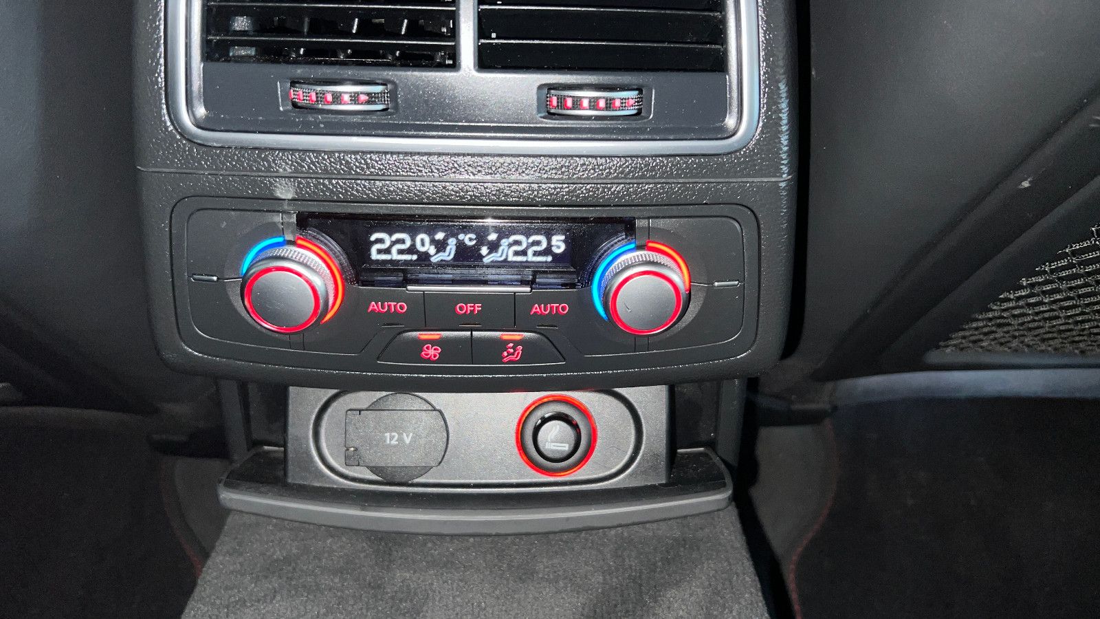 Fahrzeugabbildung Audi A7 SP QUATTRO 3X S-LINE BLACK EDITION HUD 20ZOLL