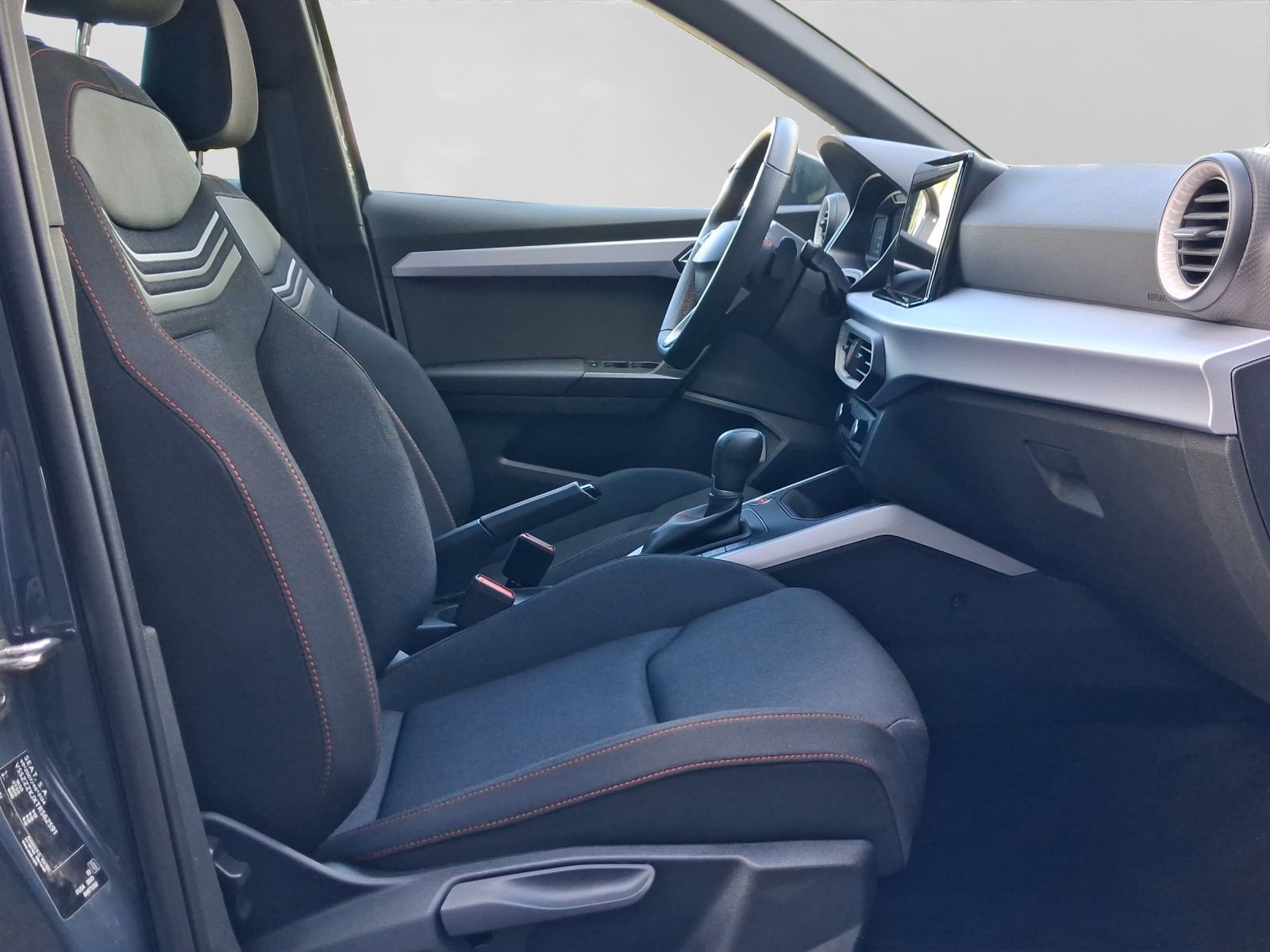 Seat Arona - Bild 4
