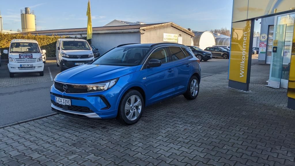 Autohaus Zimpel & Franke -  Opel Grandland PHEV Ultimate 165 kW 224 PS AT8 - Bild 3