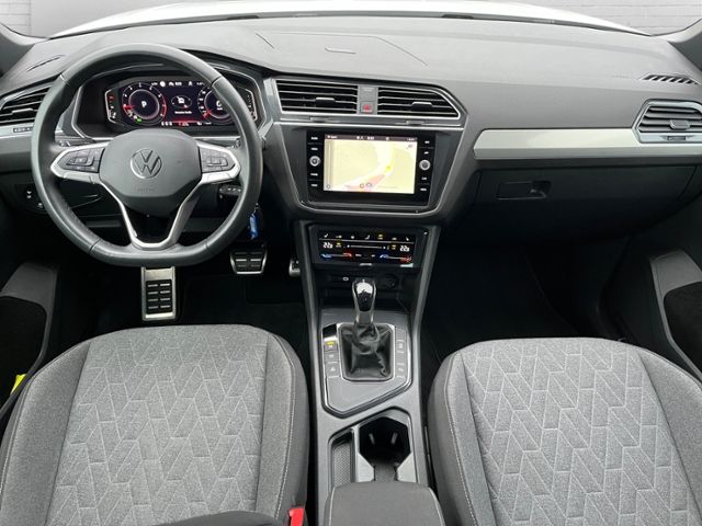 Fahrzeugabbildung Volkswagen Tiguan Move 1.5 TSI DSG KLIMA LED NAVI ALU