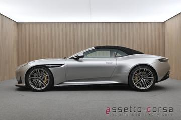 2024 Aston Martin DB12 照片 9