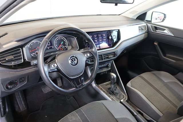 Volkswagen Polo VI 1.0 TSI DSG Highline FRONT+PDC+ALU