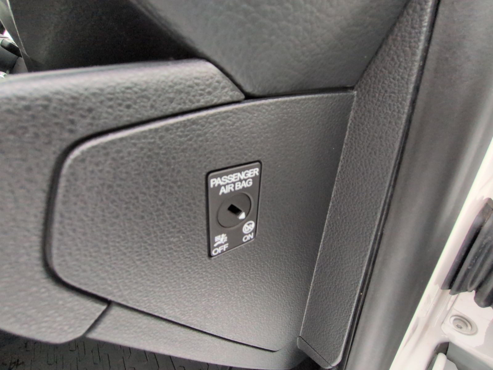 T6.1 Multivan 2.0 TDI DSG KAMERA+STHZ+LED+APP