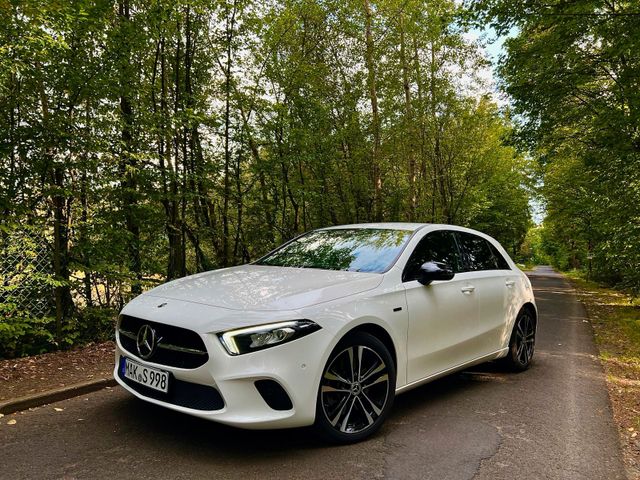 MERCEDES-BENZ Mercedes A250e 2020 Hybrid