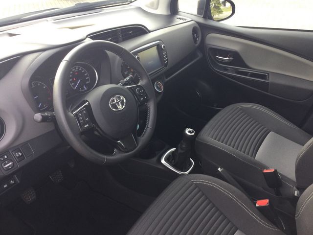 Yaris 1.0 Comfort KLIMA RÜCKFAHRKAMERA