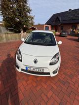 Renault Twingo 1.2 16V LEV eco2 eco2 - Renault Twingo mit Anhängerkupplung
