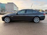 BMW 530d Lim. Aut. BI-XENON HUD SPUR TOT AHK DAB KEY - BMW 530 aus 2011: 530d