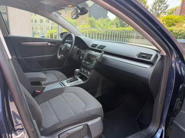Volkswagen Passat Variant - 10