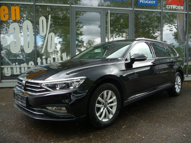 Volkswagen Passat Variant Business TSI DSG IQ-Drive/AHK/ACC