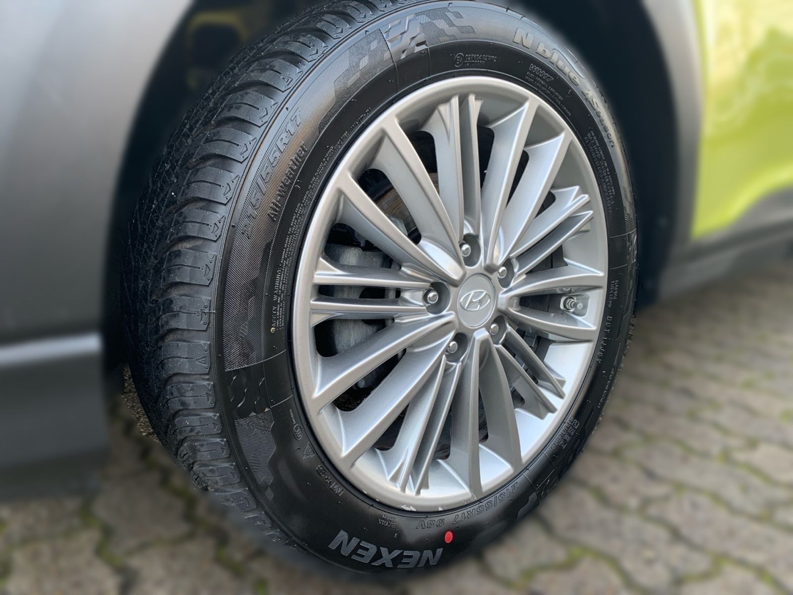 Fahrzeugabbildung Hyundai KONA 1.0 T-GDI YES! Navi Kamera