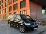 Volkswagen T5 Multivan Highline 2,5 TDI Vo... - VW T5 Multivan Gebrauchtwagen in Magdeburg