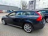 Volvo V60 2.4 D5 Kom.Summum*AUTOMATIK*KAMERA*PDC*XENON - Volvo V60: Summum