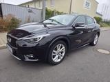 Infiniti Q30 Premium Panorama Kamera TÜV bis 10/2027 - Infiniti Q30 Benziner Gebrauchtwagen