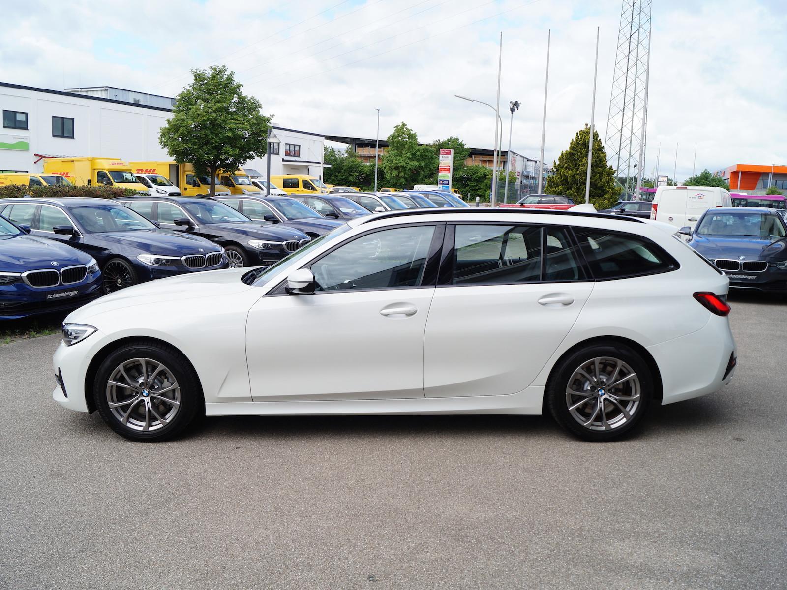 BMW 330i Aut. Tou. Sport Line * Navi * LED * Leder