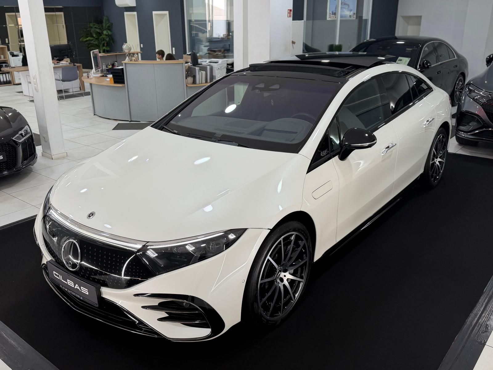 MERCEDES-BENZ EQS 580 4M AMG-LINE*HYPER*PANO*360*AHK*MASSAGE*