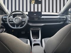 JEEP Avenger 1.2 e-Hybrid DCT Longitude LED+LM+PDC+AU