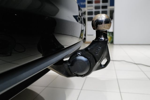 Volkswagen Touran 1.5TSI DSG Highline AHK Pano Rkam Keyless