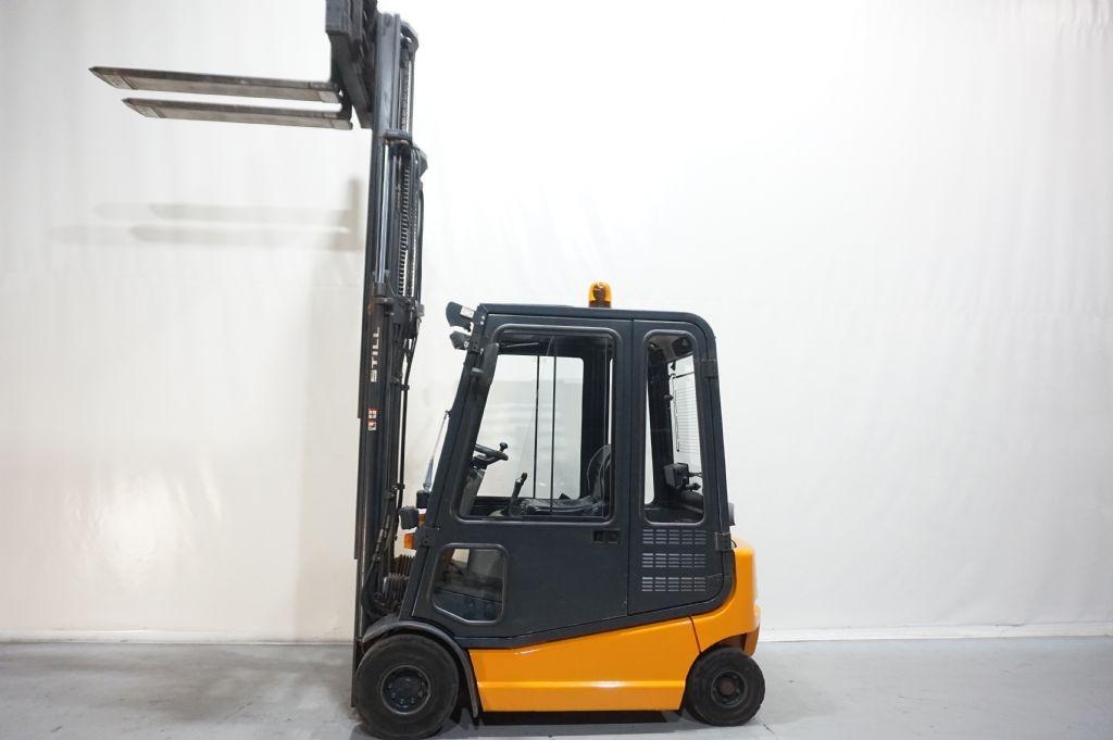 Still R60-25 L Triplex 3.+4. Ventil ZVG Akku Bj. 2022