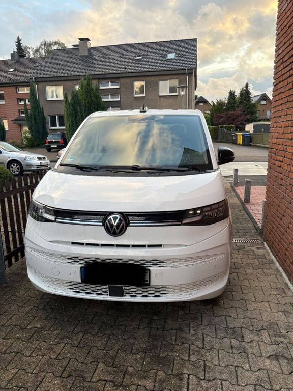 Image of Volkswagen T7 Multivan