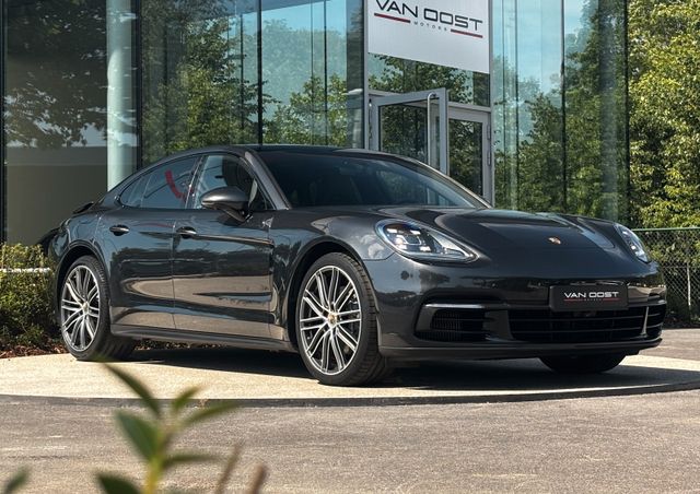 PORSCHE Panamera 4 S