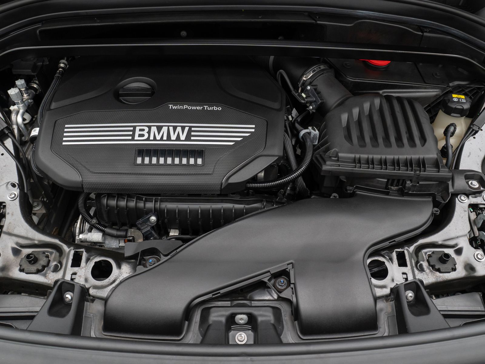 Fahrzeugabbildung BMW X2 sD18i  Kamera DAB AHK Navi HiFi Sportsitz 18"