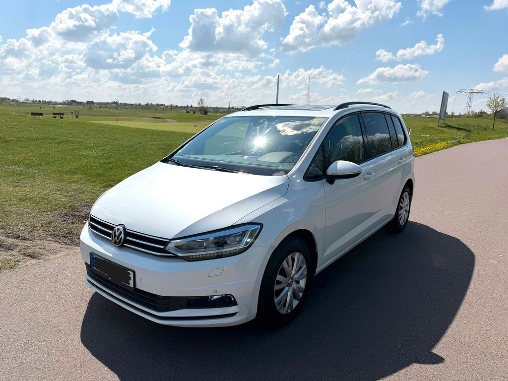Image of Volkswagen Touran