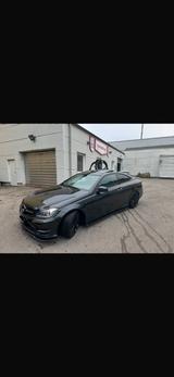 Mercedes-Benz C180 Coupé  Baujahr 2012  ... - Mercedes-Benz C 180 aus 2012: Coupe