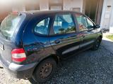 Renault Scenic 1.     1,6 16V - gebrauchte Renault Scenic aus dem Jahr 2000