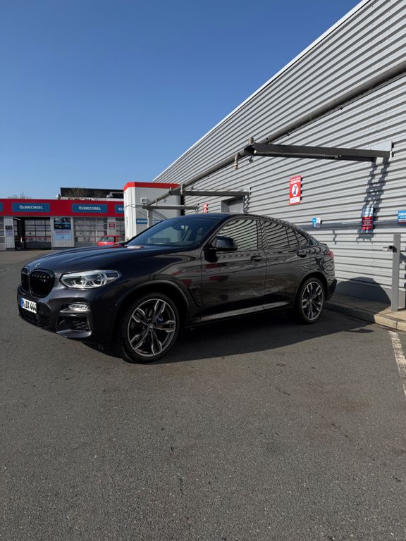 Image of BMW X4 M40