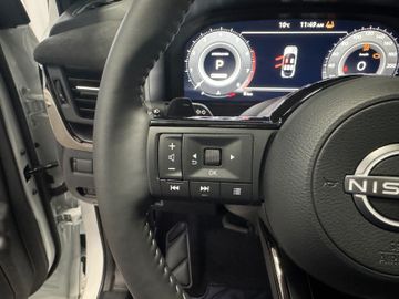 Fahrzeugverkauf 13 Nissan Qashqai N-Design Leder*Pano*HeadUp*20Zoll