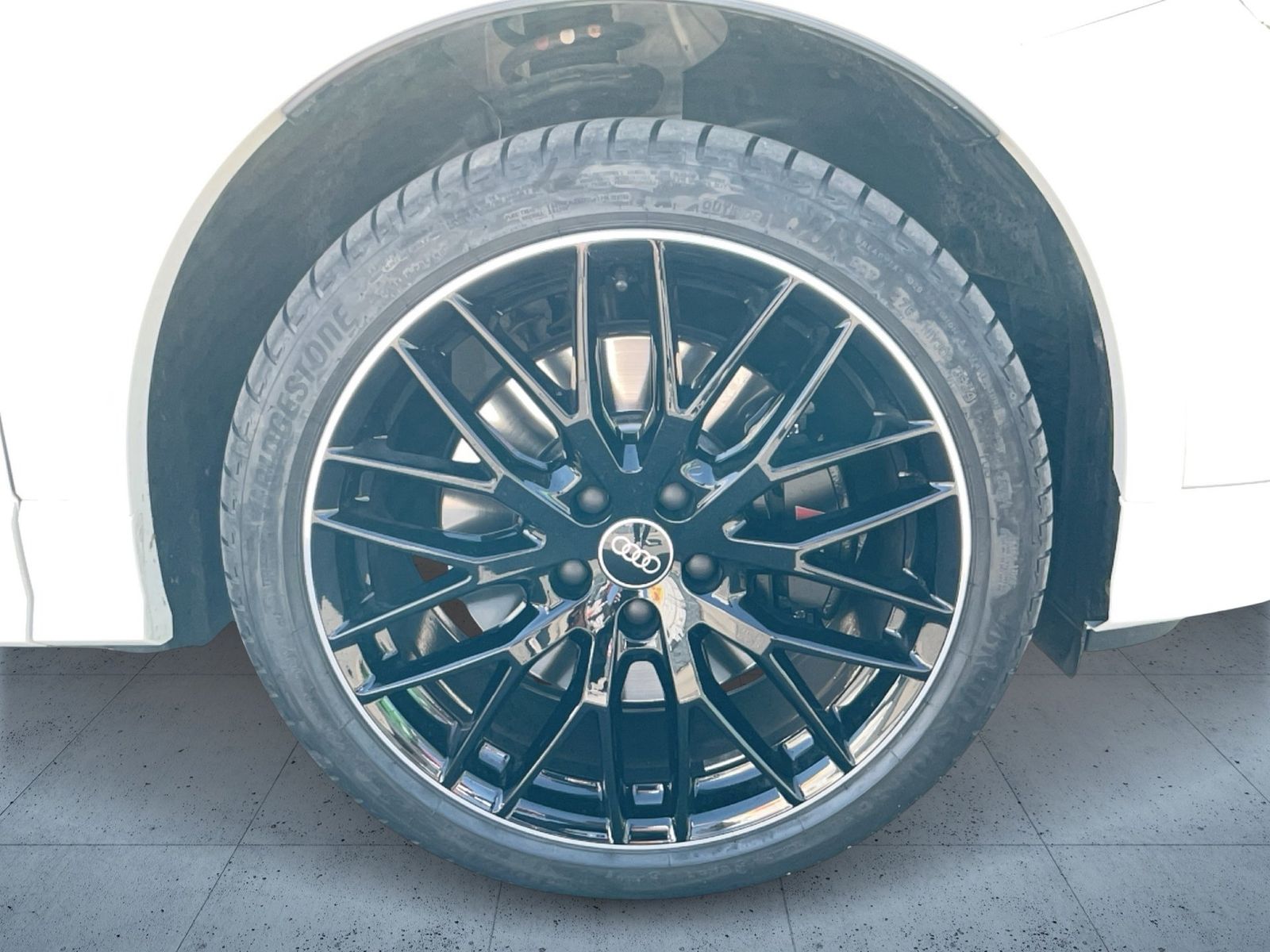 Audi SQ2 - Bild 8
