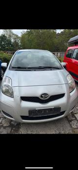 Daihatsu Charade EZ 2011 - Daihatsu Charade