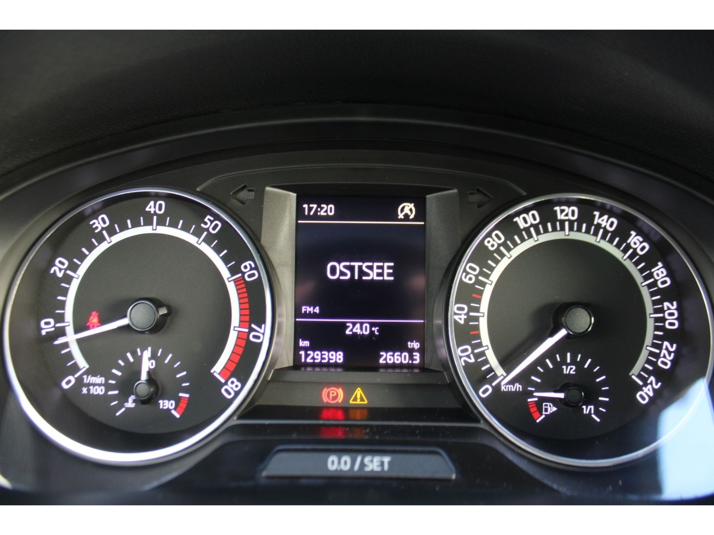 SKODA Rapid Monte Carlo 1.2 TSI Xenon GRA SHZg PDC - Image 16