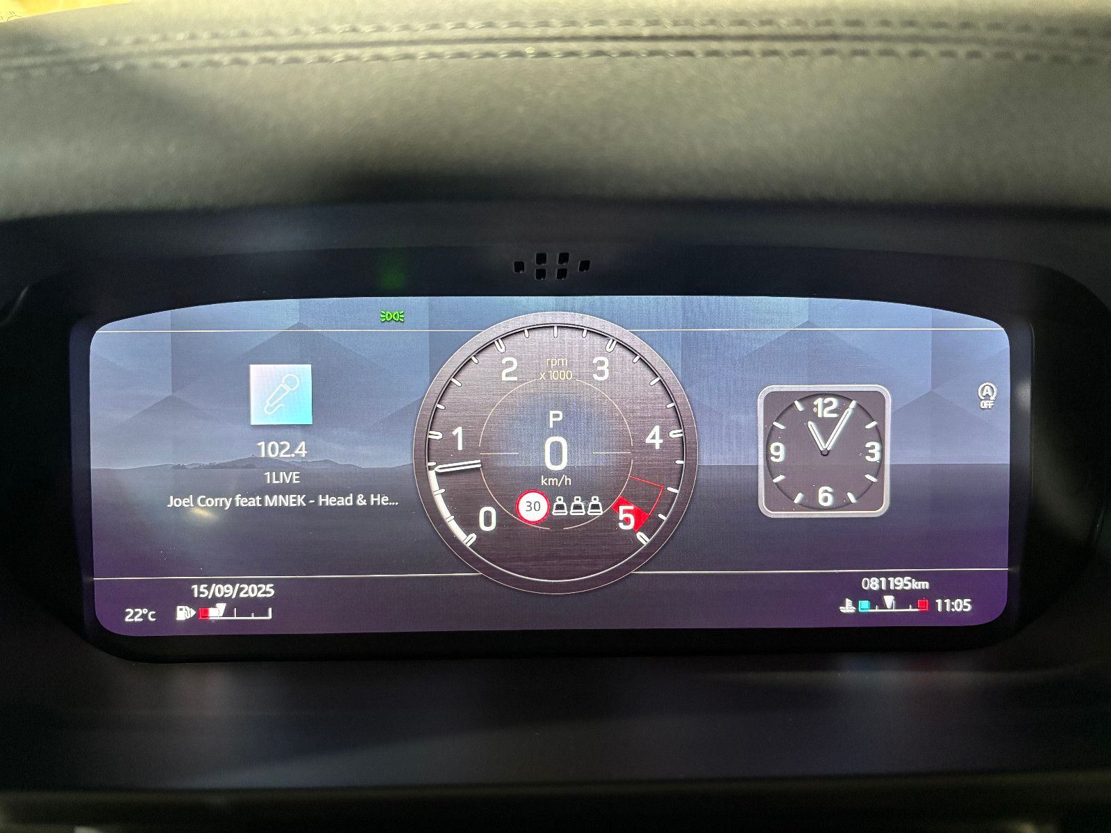Fahrzeugabbildung Land Rover Defender 110 S/360°/NAVI/PANO/APPLE/ACC/SHZ
