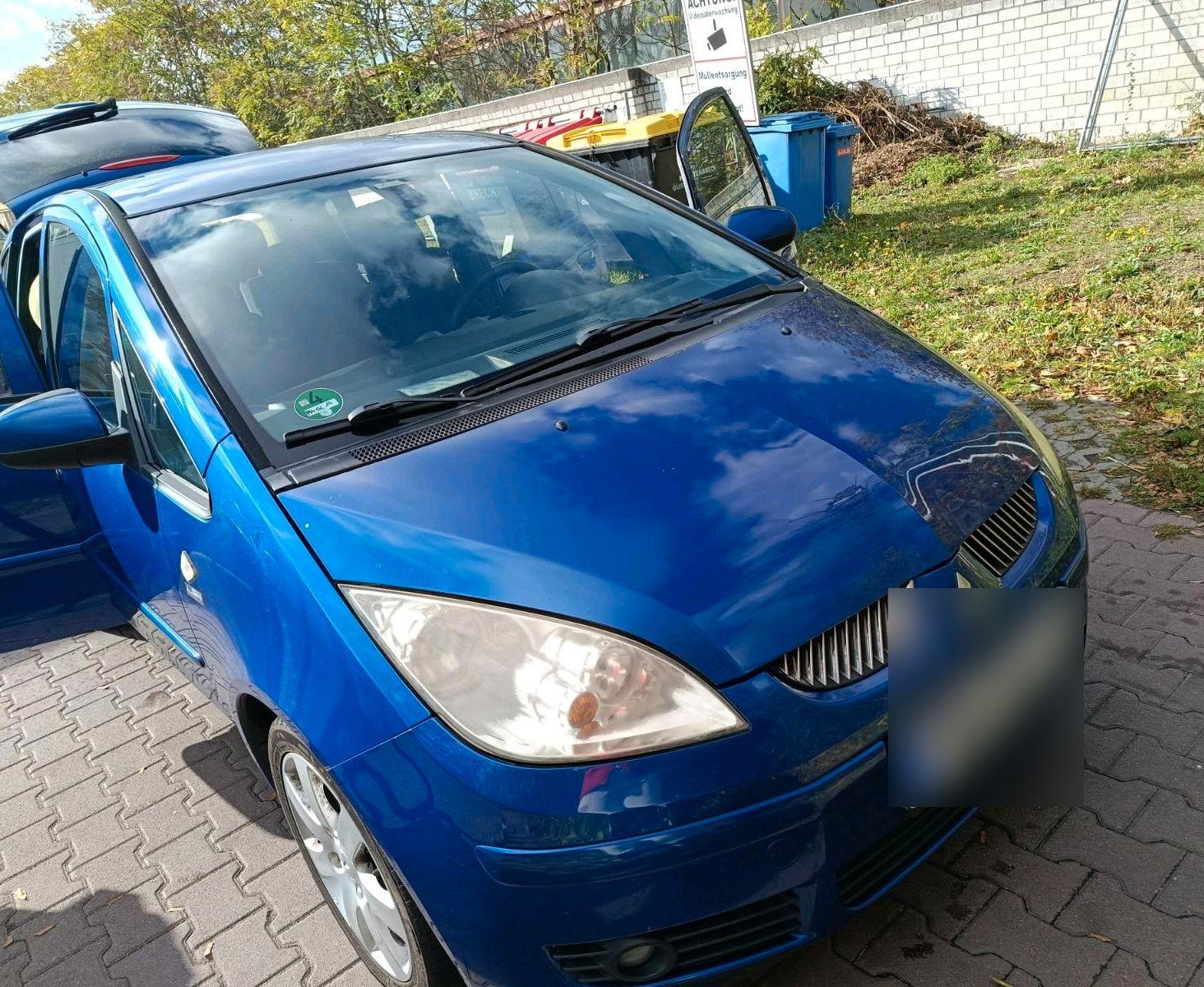 Mitsubishi Colt 2006 — rear view