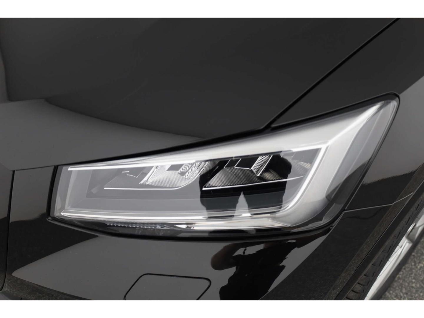 Audi Q2 40 TFSI quattro S line AHK/SH/RFK/LED/NAV, миниатюра 7