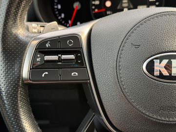 Kia Sorento 2.2D AT AWD GT Line Standheizung AHK GD