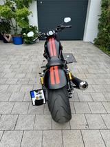 Harley-Davidson Night Rod Matt Schwarz - Motorräder in Wuppertal