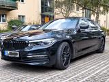 BMW 520d  StHz*Softclose*HUD*Leder*LED*Scheckheft*