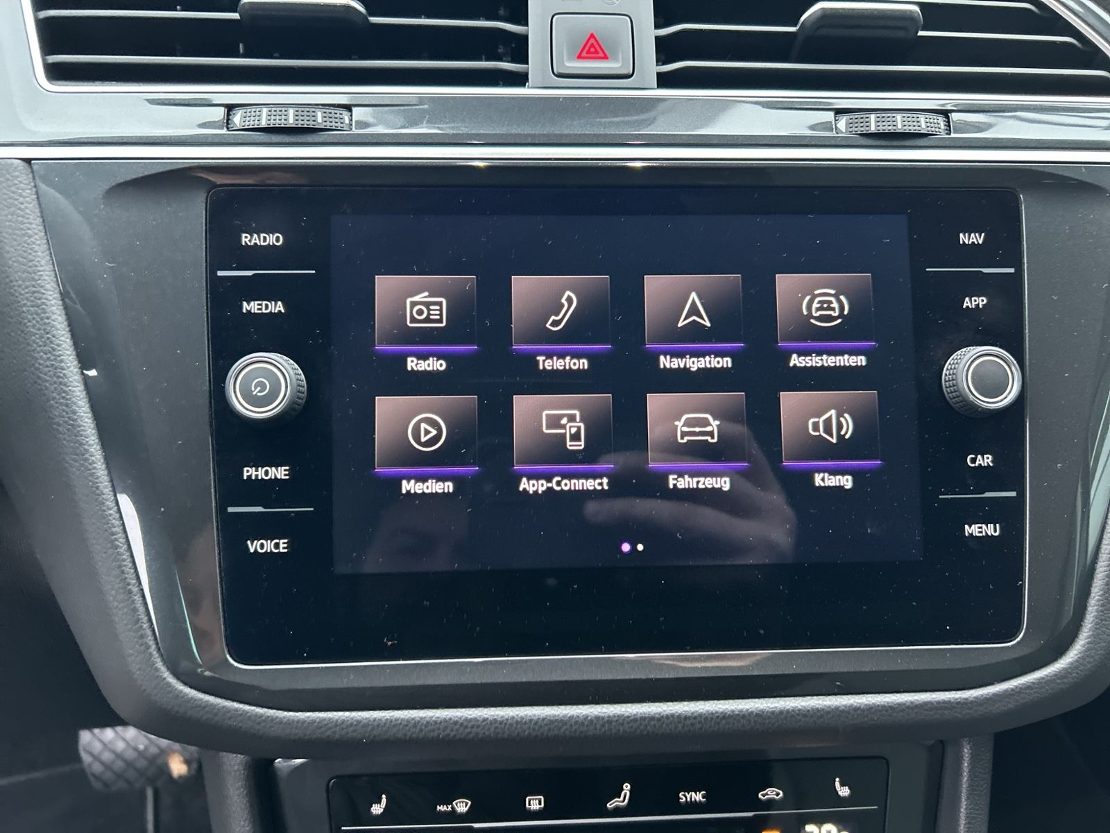 Tiguan Life 2,0 l TDI 4MOTION, AHK, IQ Light, Bu